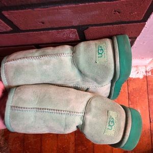 COPY - COPY - Mint green Ugg’s size 9